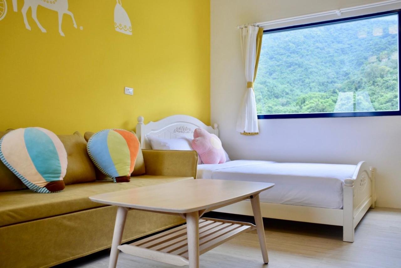 Blue And White Style Holiday B&B Guanshan Exterior foto